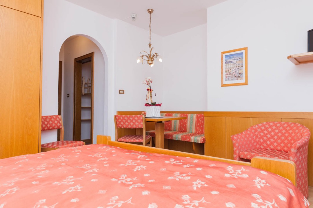 http://www.hpanorama.it/wp-content/uploads/2015/08/family-hotel-panorama-san-martino-di-castrozza-15.jpg